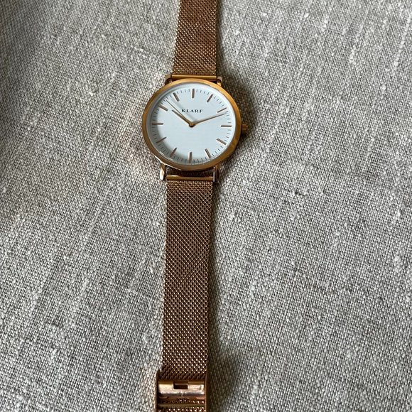 Klarf Minimalist Rose Gold Watch - Picture 8 of 8